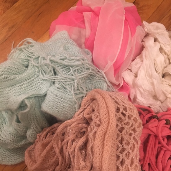 Scarf bundle - Picture 2 of 3